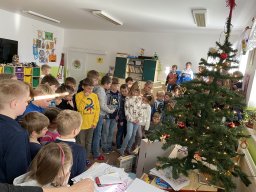 Vánoční nadílka ve školní družině